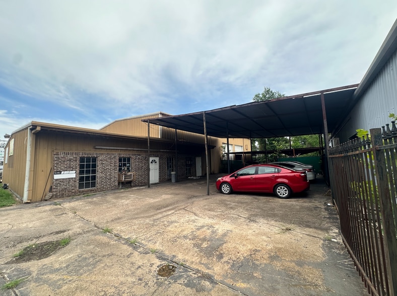 1428 Blalock Rd, Houston, TX for sale - Building Photo - Image 2 of 7