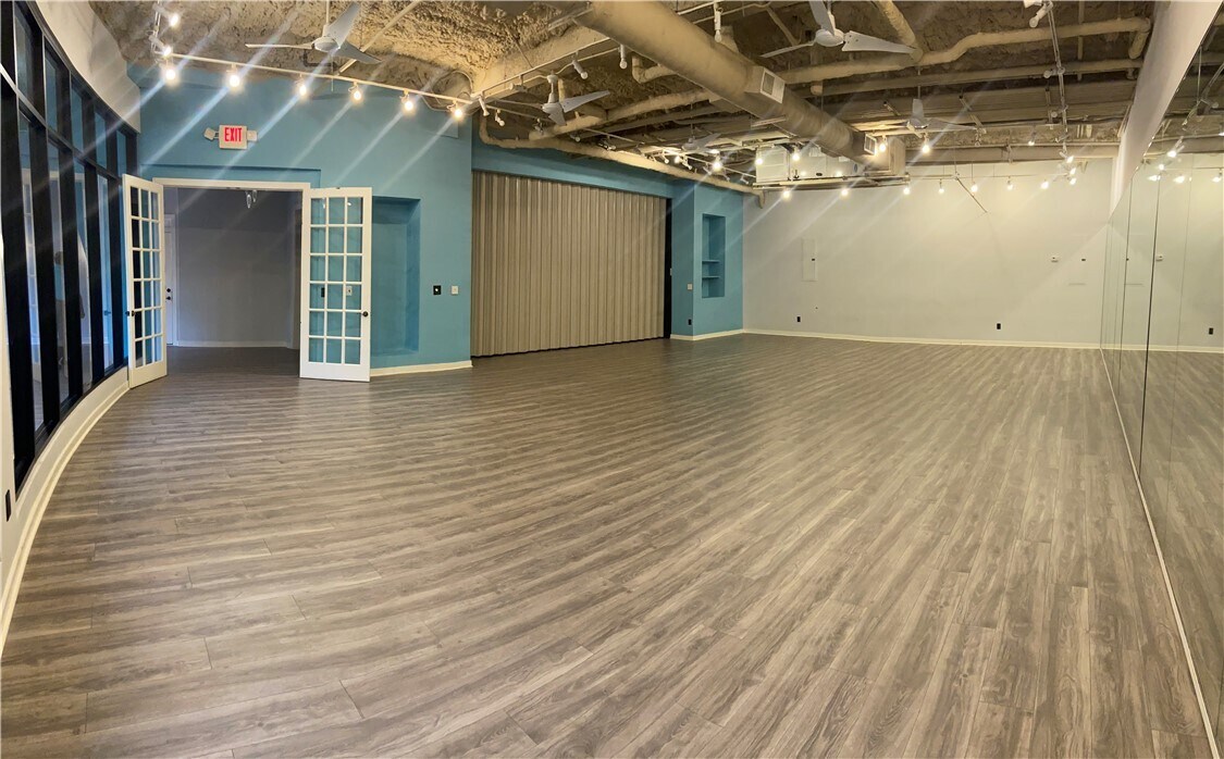 1675 Cumberland Parkway - Unit 202-203-Bld 200, Smyrna, GA 30080 - Unit 2 -  - Interior Photo - Image 1 of 15