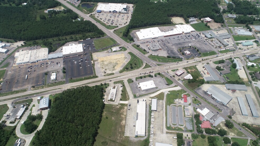 403 Highway 90, Waveland, MS for lease - Building Photo - Image 2 of 10