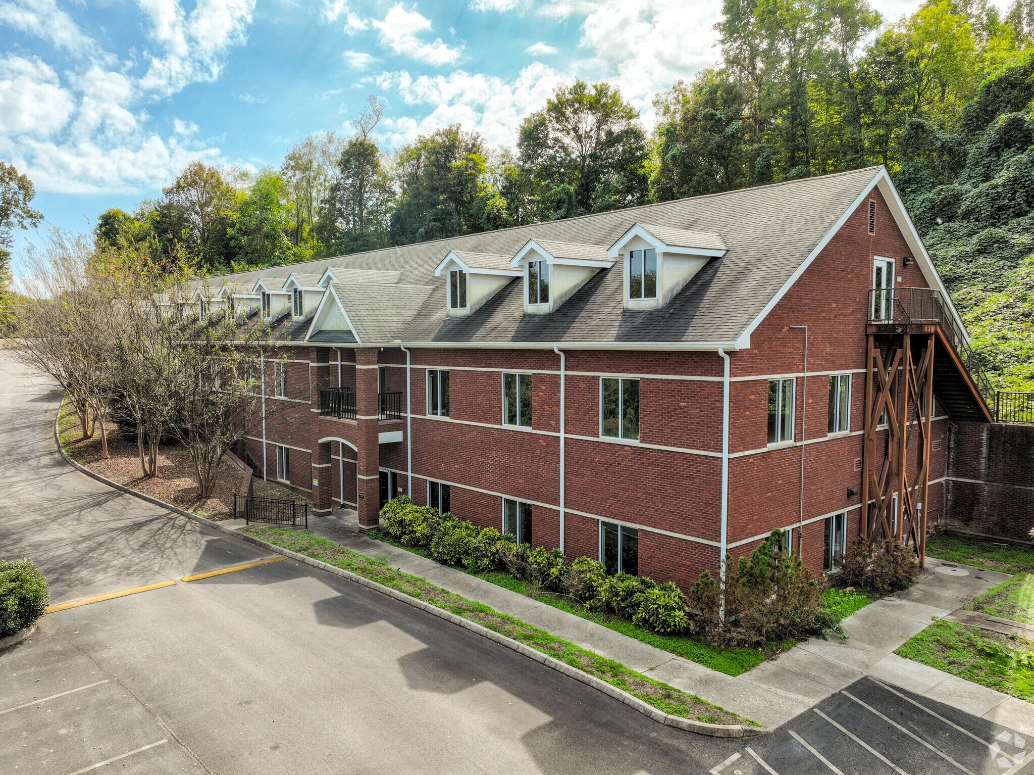 2265 Old Highway 95, Lenoir City, TN for sale Primary Photo- Image 1 of 38