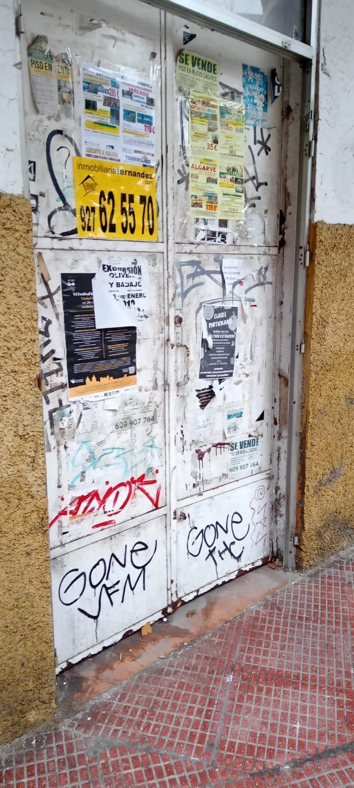 Retail in Cáceres for sale Building Photo- Image 1 of 2