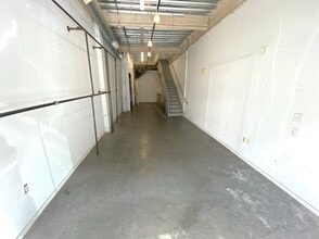 800 E 12th St, Los Angeles, CA for lease Building Photo- Image 2 of 19