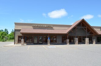 15167 Edgewood Dr, Baxter, MN for lease Interior Photo- Image 1 of 9