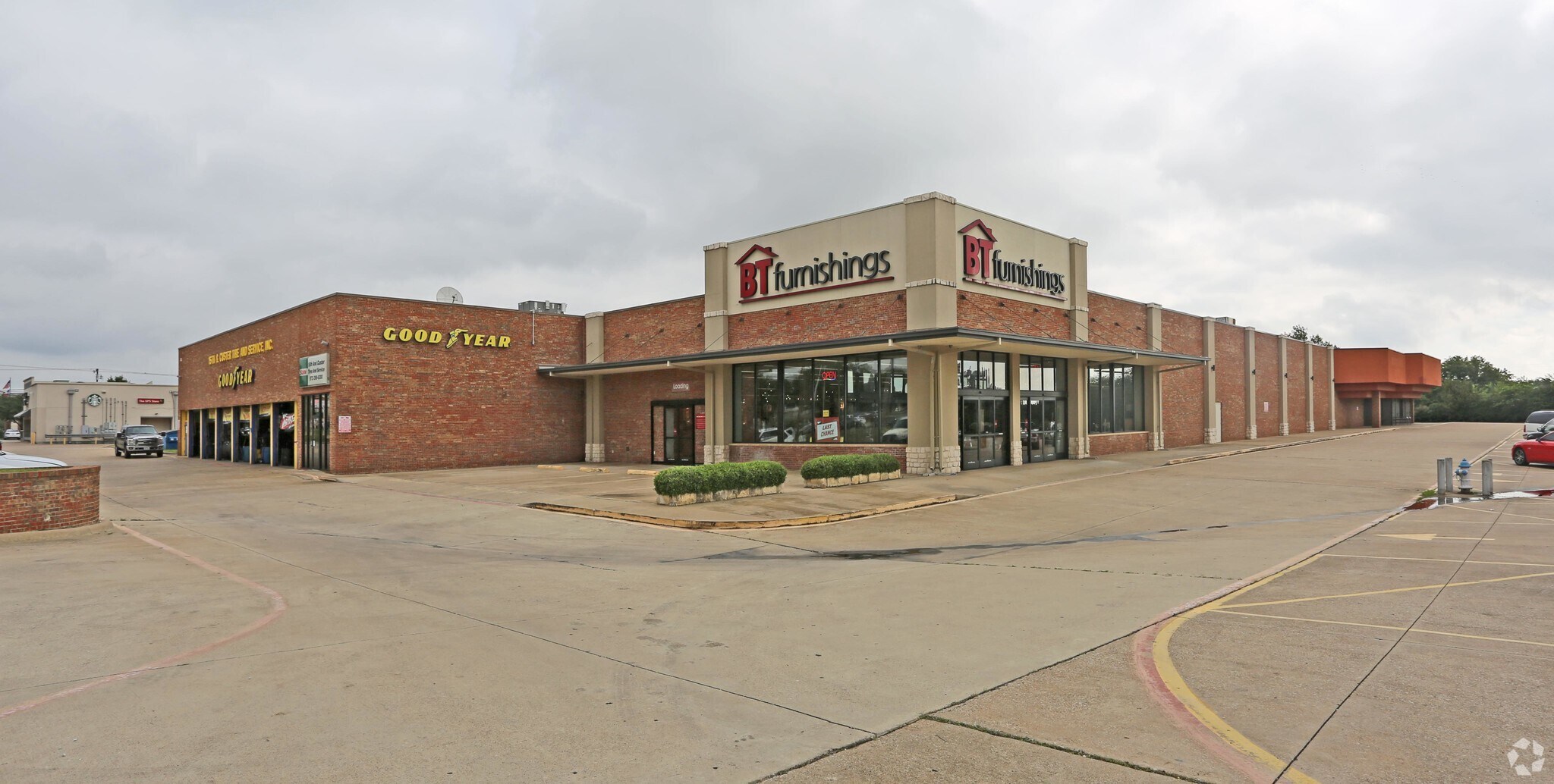 1300 Custer Rd, Plano, TX for sale Primary Photo- Image 1 of 1