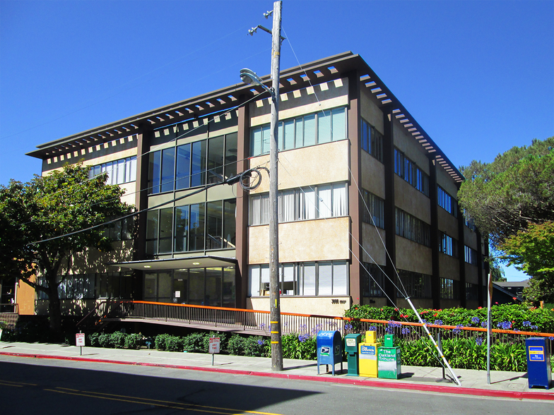 3000 Colby St, Berkeley, CA for lease - Building Photo - Image 3 of 8