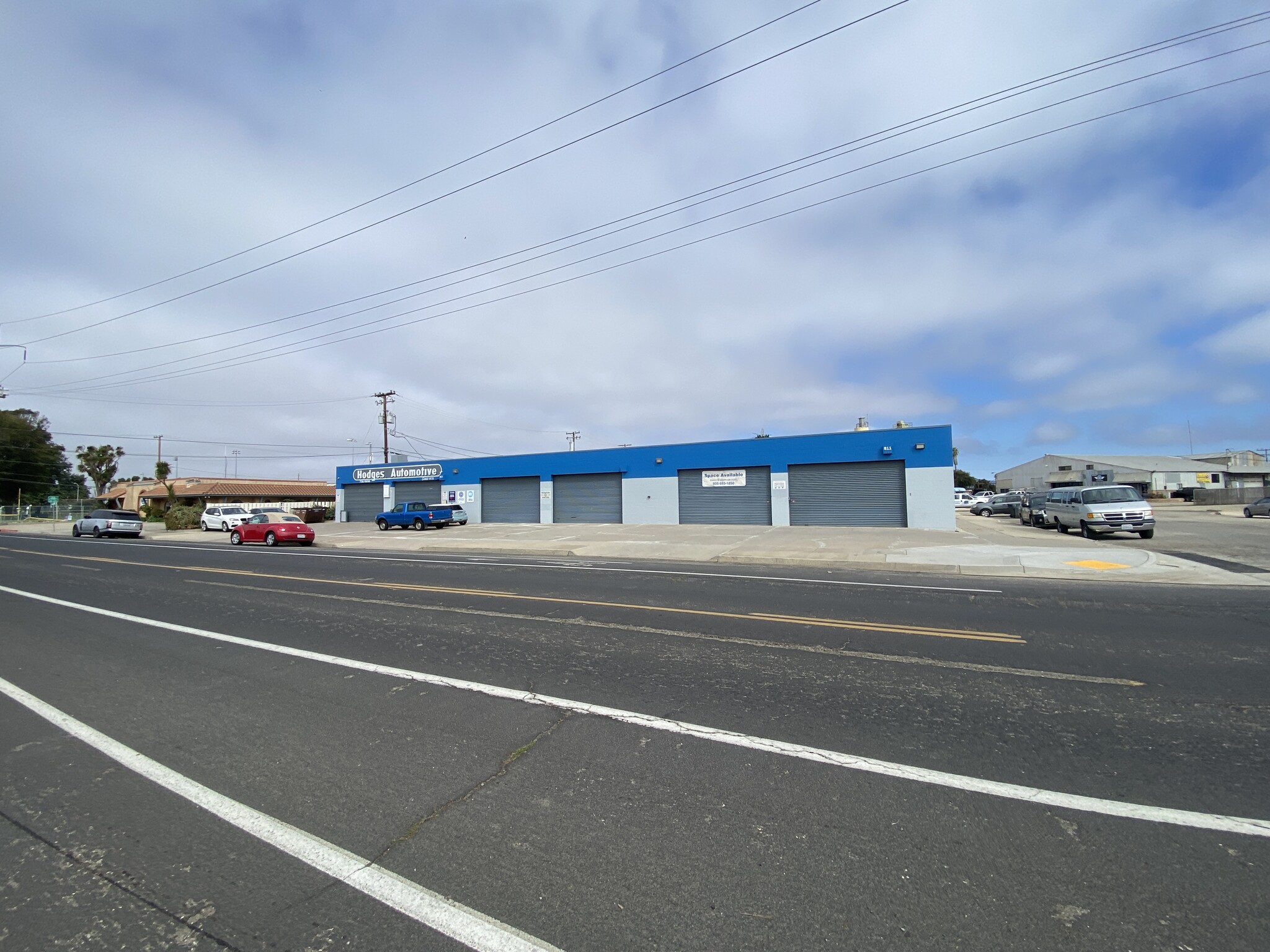 807-811 E Chestnut Ave, Lompoc, CA for lease Building Photo- Image 1 of 12