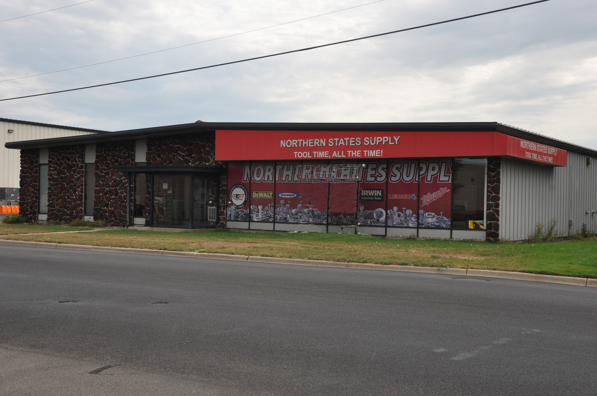 3000 1st St S, Saint Cloud, MN for lease Building Photo- Image 1 of 2