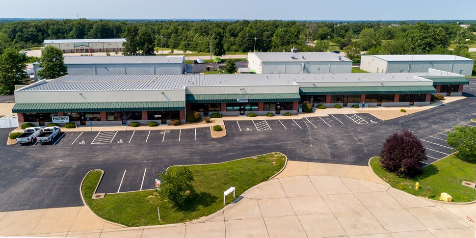 135 Hamilton Industrial Ct, Wentzville, MO for sale Building Photo- Image 1 of 1