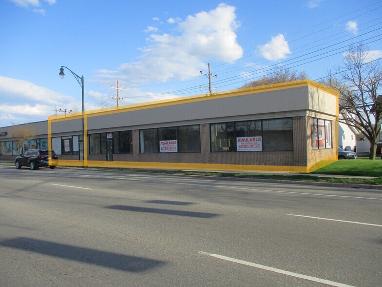 935-943 Sunrise Hwy, Lynbrook, NY for lease - Building Photo - Image 1 of 17