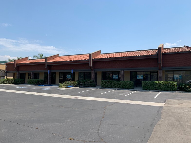 17350-17380 Norwalk Blvd, Cerritos, CA for lease - Building Photo - Image 3 of 10