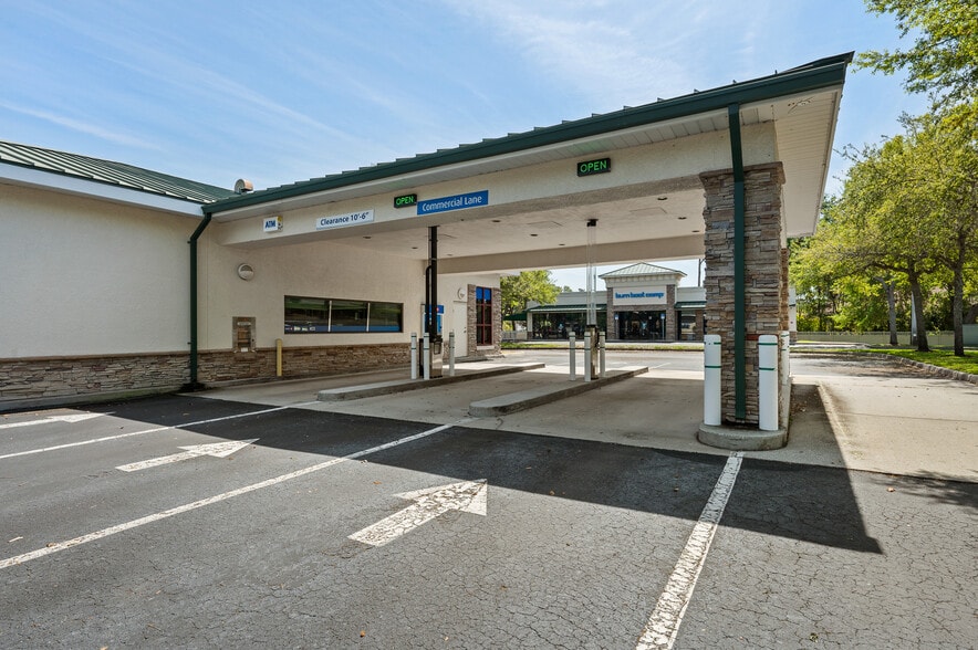 103 W Bloomingdale Ave, Brandon, FL for sale - Building Photo - Image 2 of 21