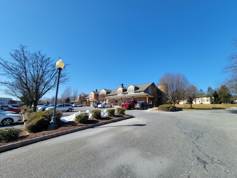 4011 William Penn Hwy, Easton, PA for lease - Building Photo - Image 2 of 3