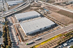 Sanyo Logistics Center - Warehouse