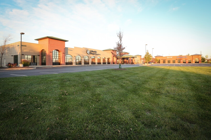 3220 Bluff Creek Dr, Columbia, MO for lease - Building Photo - Image 3 of 9