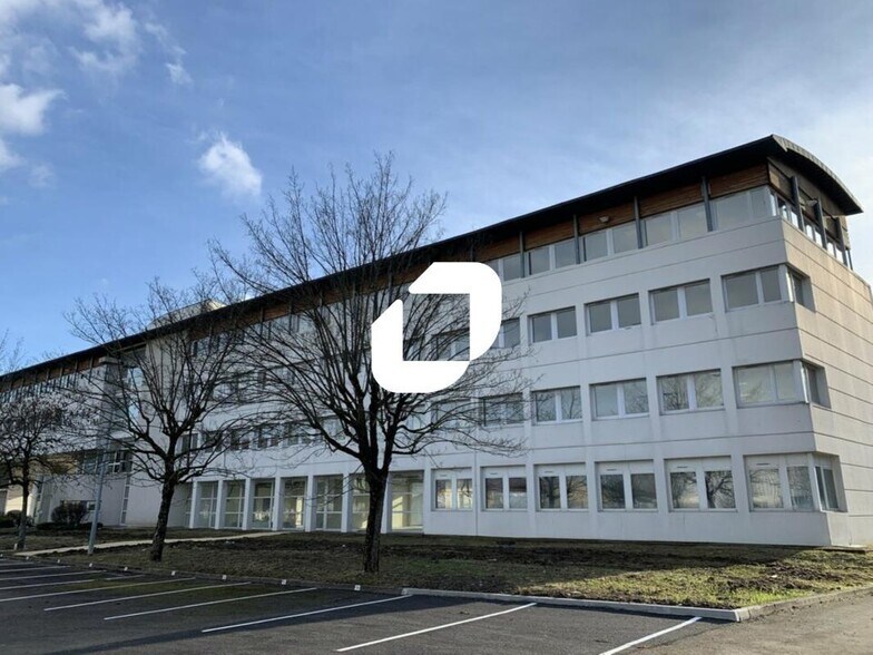Office in Varces-Allières-et-Risset for sale - Building Photo - Image 3 of 19