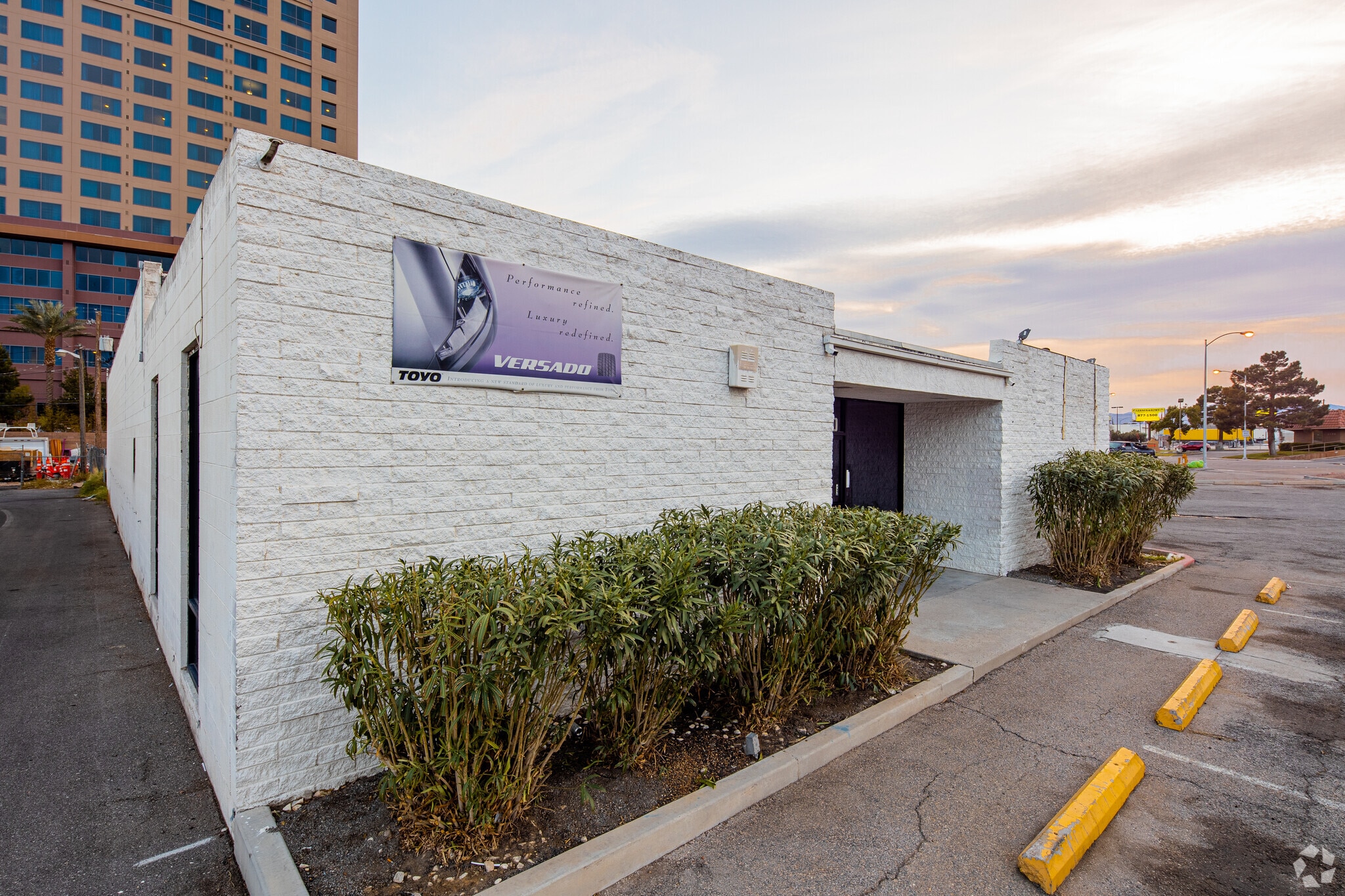 3680 Highland Dr, Las Vegas, NV for lease Primary Photo- Image 1 of 7