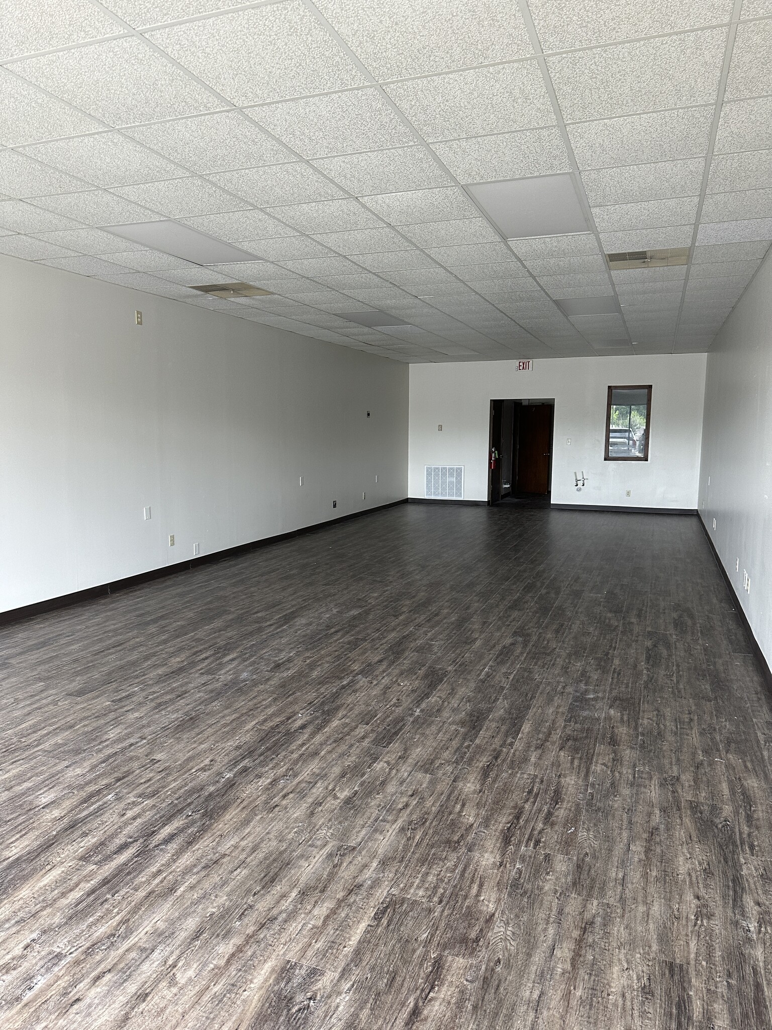 1022-1042 Goodman Rd E, Southaven, MS for lease Interior Photo- Image 1 of 2