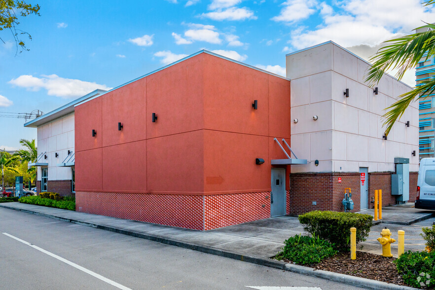 8001 NW 36th St, Doral, FL for lease - Building Photo - Image 3 of 3