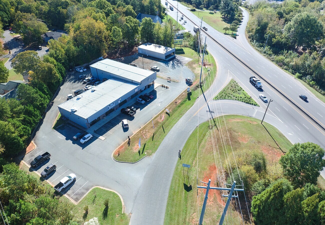 1806 W Roosevelt Blvd, Monroe, NC 28110