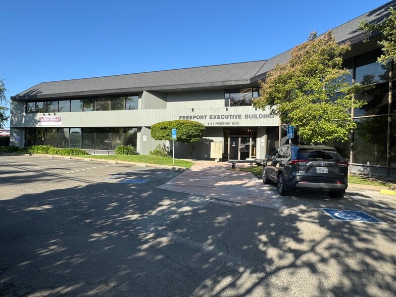 6130 Freeport Blvd, Sacramento, CA for lease - Building Photo - Image 2 of 6