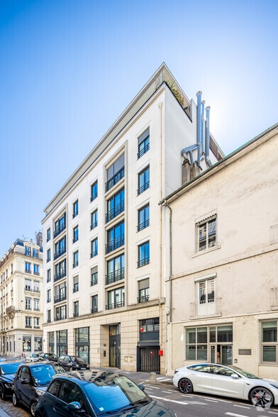 Multifamily in Lyon for sale - Building Photo - Image 2 of 4