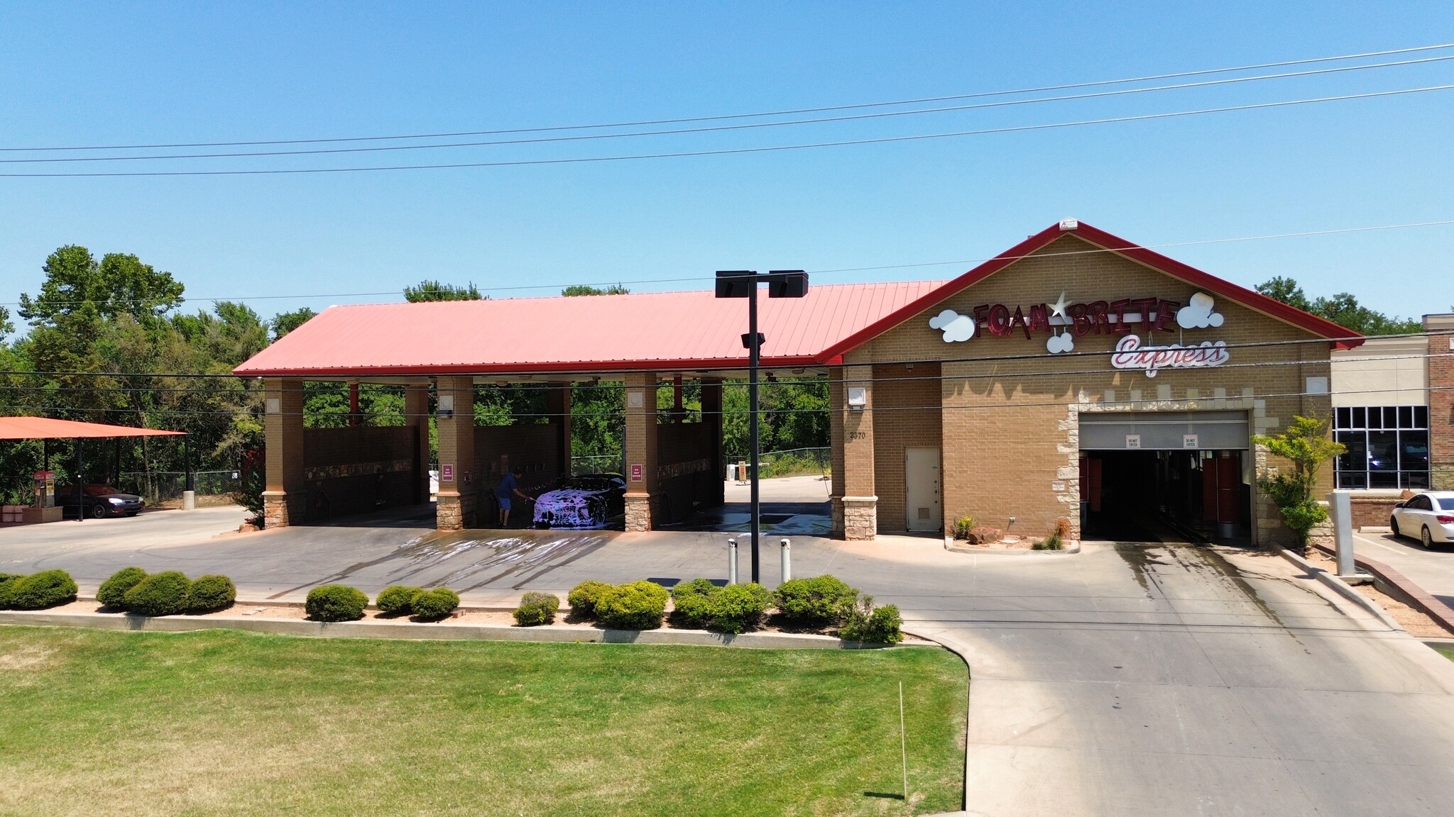 2370 S Douglas Blvd, Oklahoma City, OK for sale Building Photo- Image 1 of 6