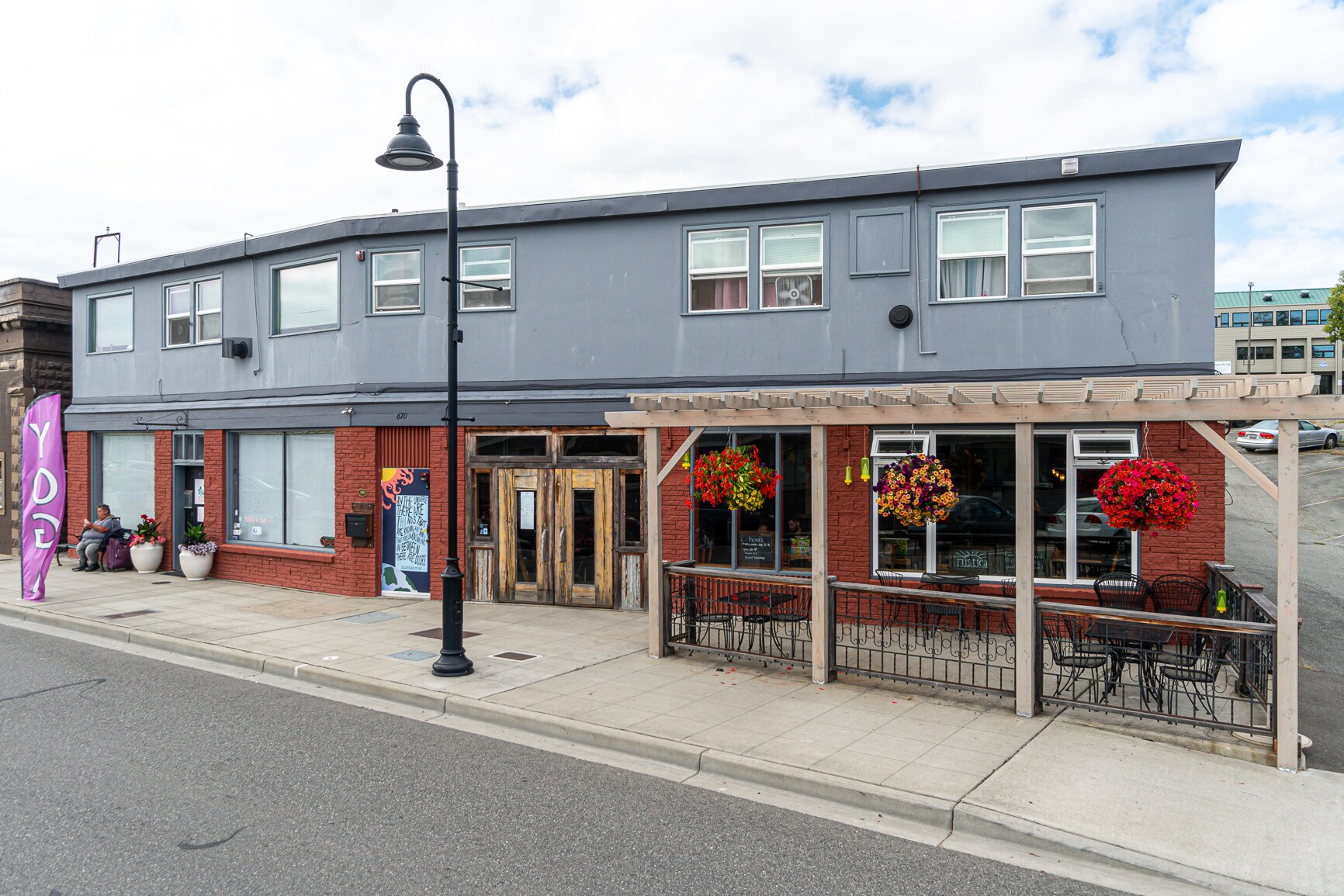 670 SE Pioneer Way, Oak Harbor, WA for sale Building Photo- Image 1 of 1