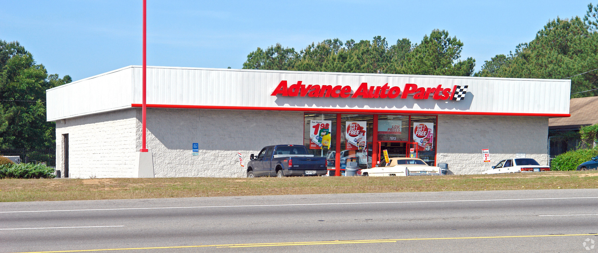 7613 Garners Ferry Rd, Columbia, SC for sale Primary Photo- Image 1 of 1