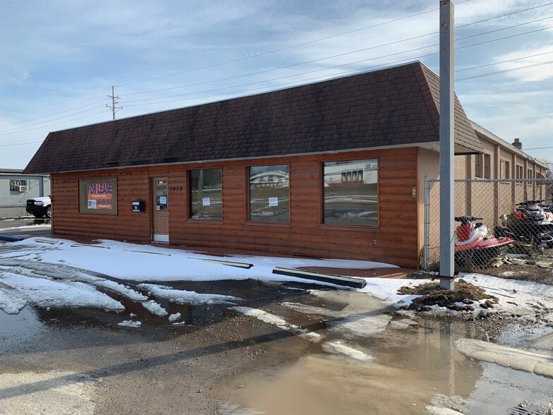 1428 Imlay City Rd, Lapeer, MI 48446