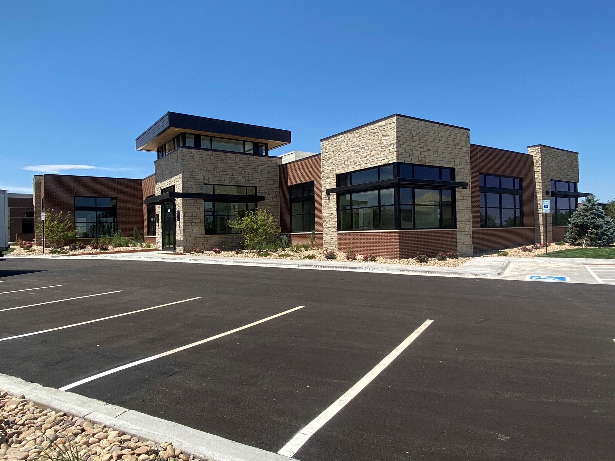 11949 Lioness Way, Parker, CO for lease Building Photo- Image 1 of 3