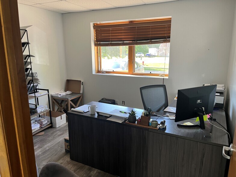 3714037190 Sugar Ridge Rd, North Ridgeville, OH 44039 Building A