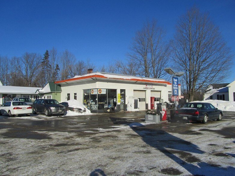 146 Main St, Newport, ME for sale - Building Photo - Image 1 of 1