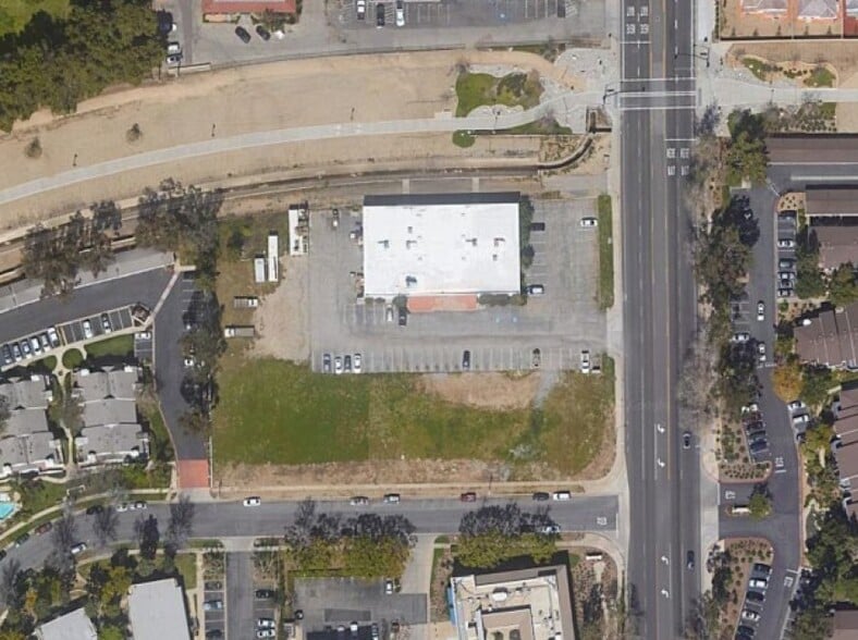 7110 Archibald Ave, Rancho Cucamonga, CA for lease - Building Photo - Image 2 of 9