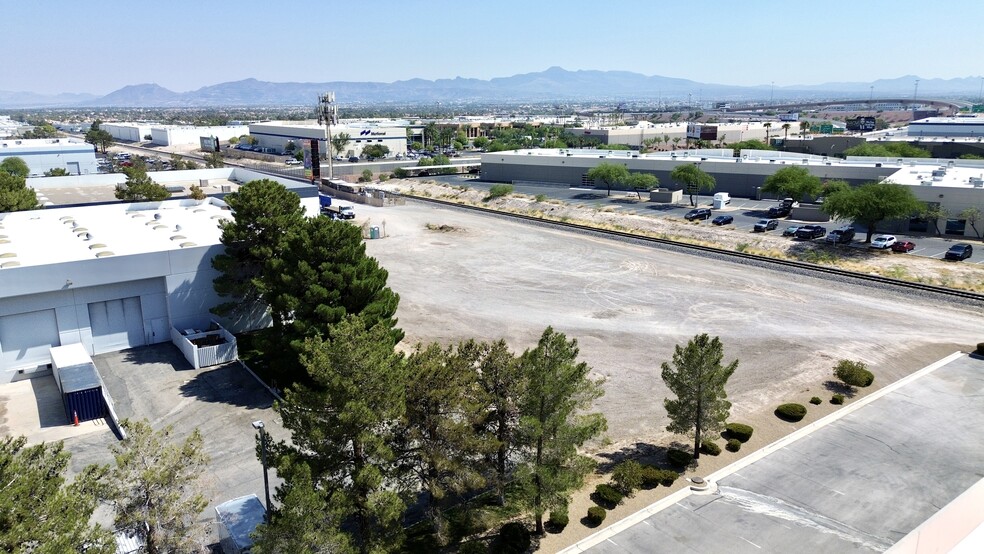 685 Trade Center Dr, Las Vegas, NV for sale - Building Photo - Image 3 of 9