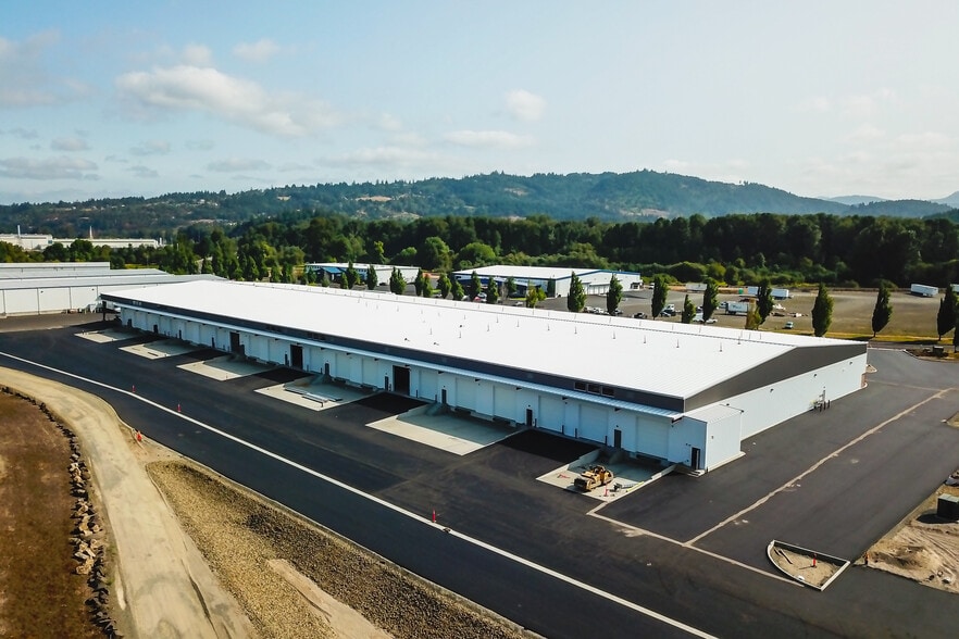 2550 N Hendrickson Dr, Kalama, WA for lease - Aerial - Image 2 of 10