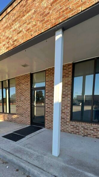 2548 Fayetteville Rd, Lumberton, NC for lease - Building Photo - Image 1 of 13