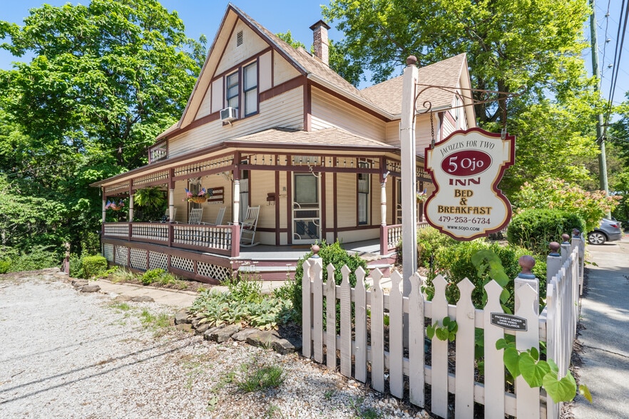 5 Ojo St, Eureka Springs, AR for sale - Primary Photo - Image 2 of 50