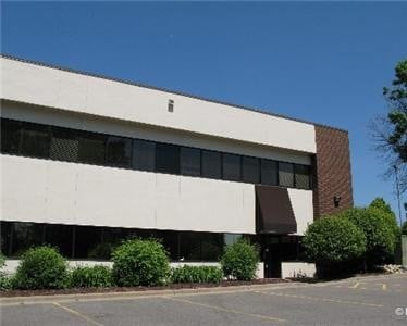 1650 Beam Ave, Maplewood, MN for lease - Building Photo - Image 2 of 3