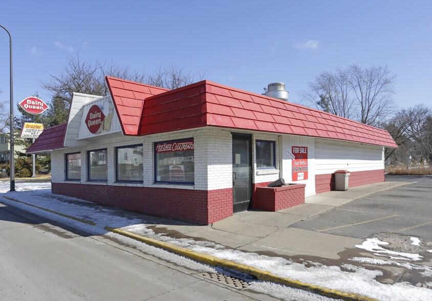 262 N Knowles Ave, New Richmond, WI for sale - Primary Photo - Image 1 of 1