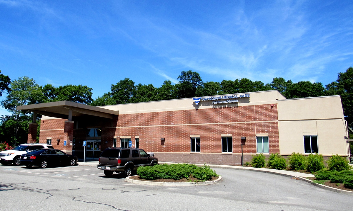 216 Huttleston Ave, Fairhaven, MA 02719