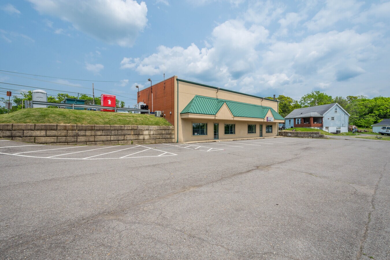 1100 Steubenville Pike, Burgettstown, PA 15021