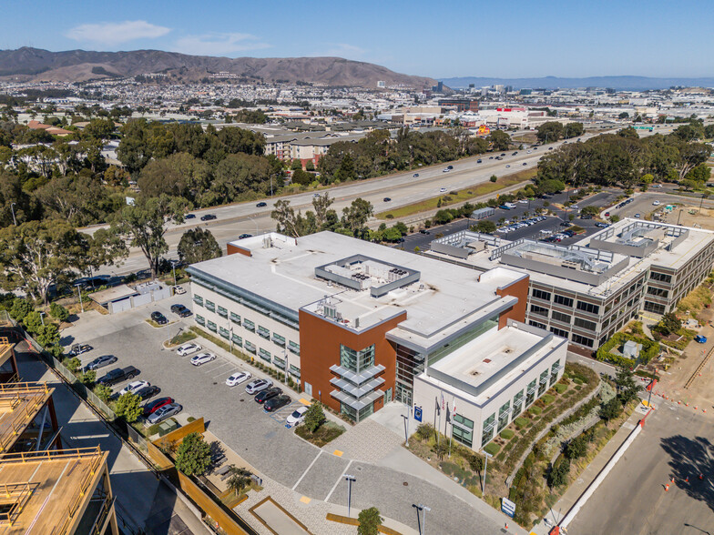 1250 Grundy Ln, San Bruno, CA for lease - Building Photo - Image 3 of 10