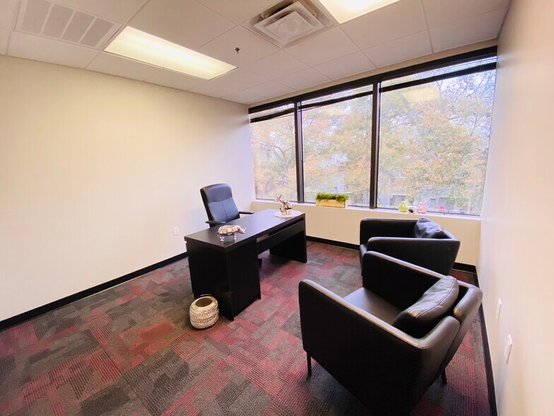 234 N Westmonte Dr, Altamonte Springs, FL, 32714 Office Space For Lease