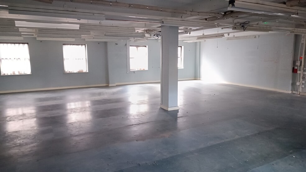 Taff St, Pontypridd for lease - Interior Photo - Image 2 of 5