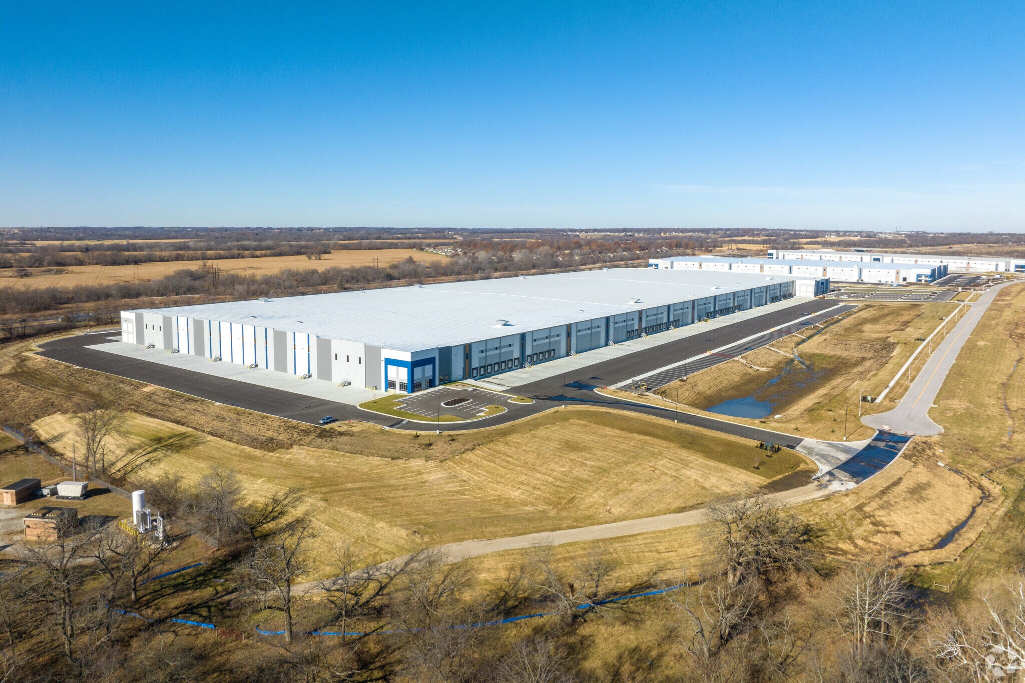 1300 S Dean Ave, Raymore, MO 64083 Building 3