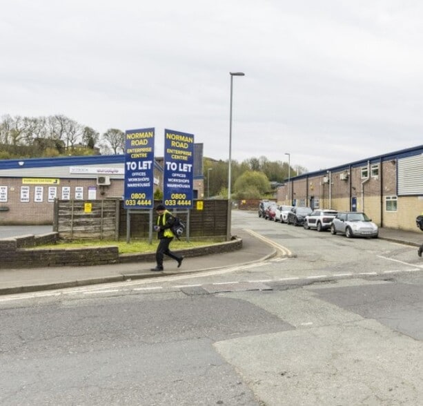 Dane St, Rochdale for lease - Primary Photo - Image 1 of 7