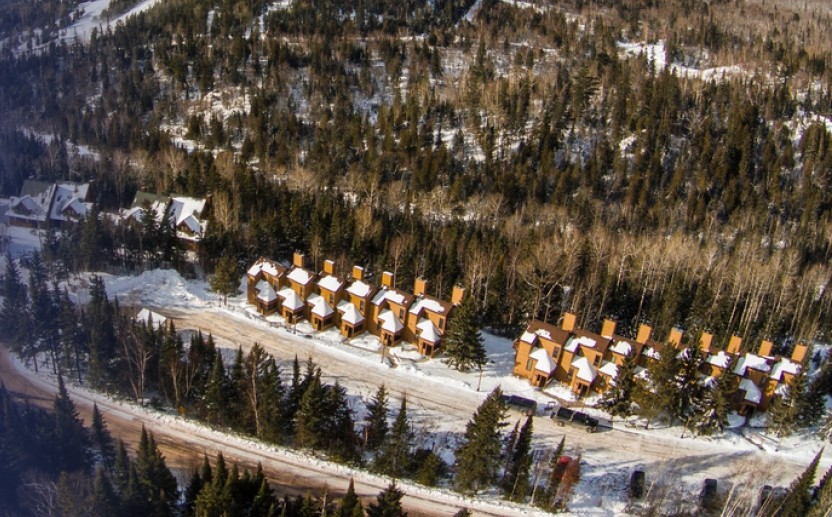 371 Ski Hill Rd, Lutsen, MN for sale - Primary Photo - Image 1 of 1