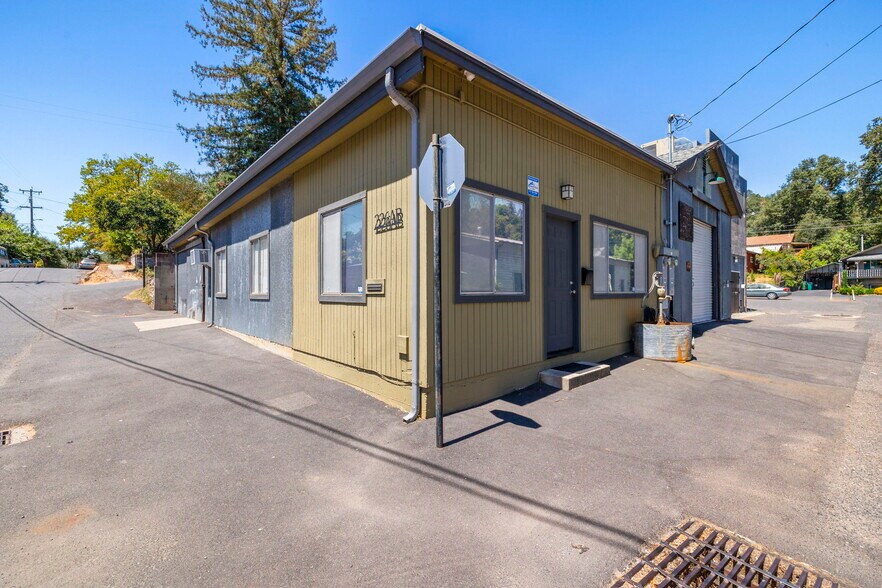 226 W Jackson St, Sonora, CA for sale - Primary Photo - Image 1 of 16