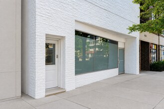 4710-4712 N Sheridan Rd, Chicago, IL for lease Building Photo- Image 1 of 21