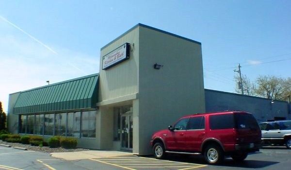 5623 N Green Bay Ave, Milwaukee, WI for sale Building Photo- Image 1 of 1